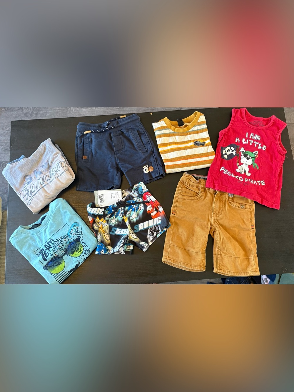 Free shipping! Boys size 3 bundle brand name clothing
